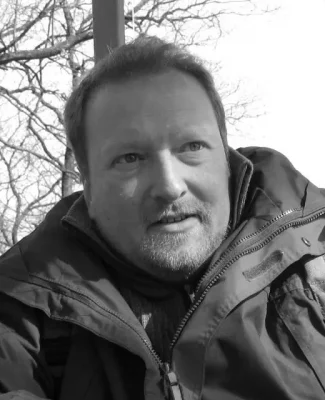 f_zuege_04-2013_520x640_bw